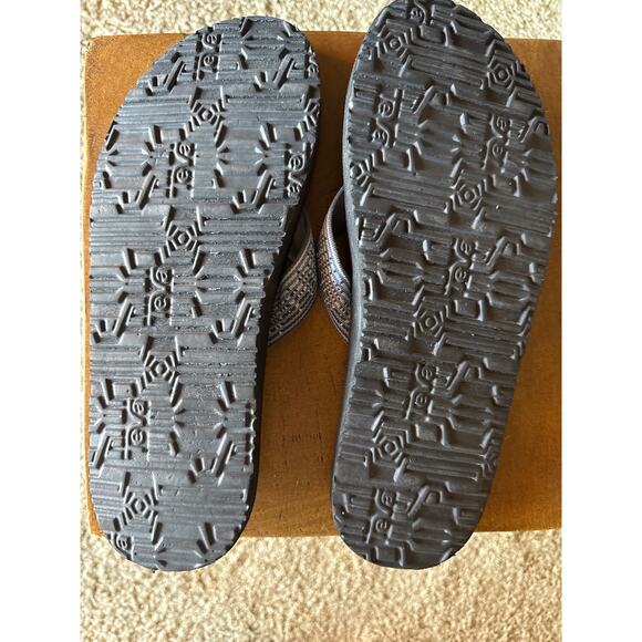 Teva S/N 4168 FB1121J Blue Gray White Strap Foam Men's Size 12 Flip Flops - Picture 6 of 7